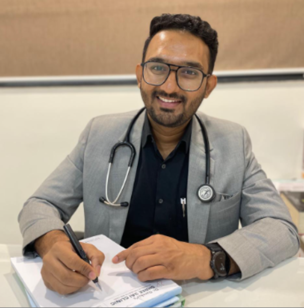 Dr. Rohan Darekar - Internal Medicine Specialist